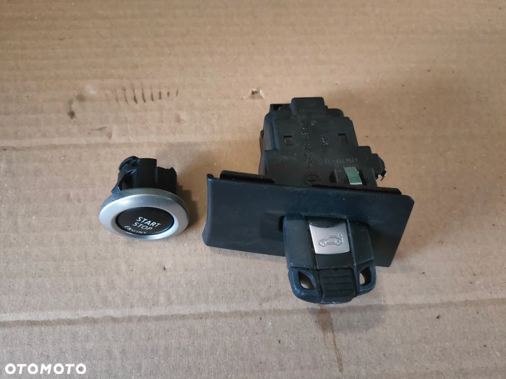BMW E90 E91 LIFT STACYJKA Z KLUCZYKIEM PRZYCISK - 1