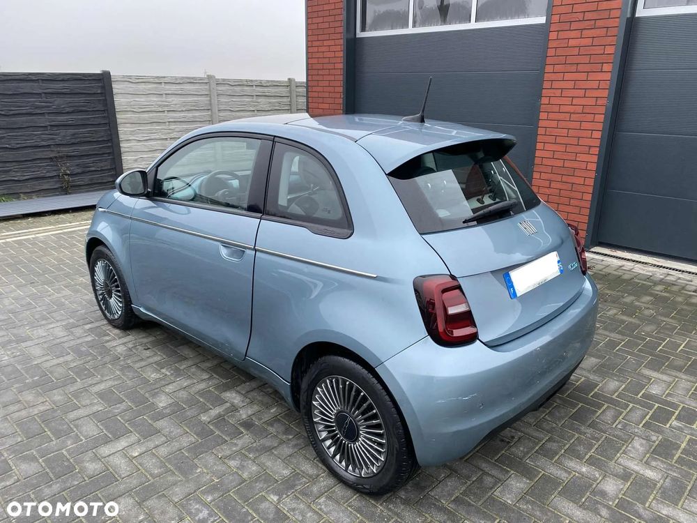 Fiat 500e La Prima - 2