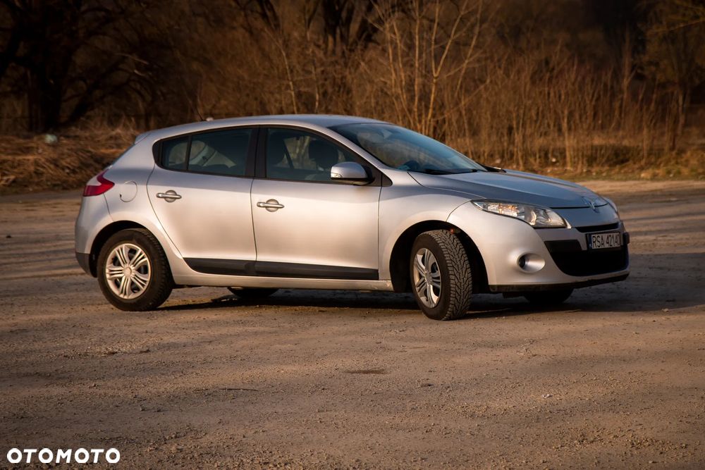 Renault Megane 1.5 dCi Privilege - 9
