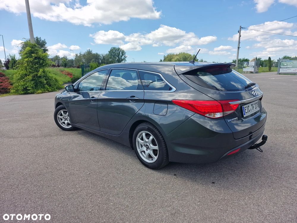Hyundai i40 Kombi 1.6 Trend - 16