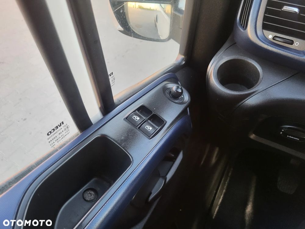 Iveco Daily - 25