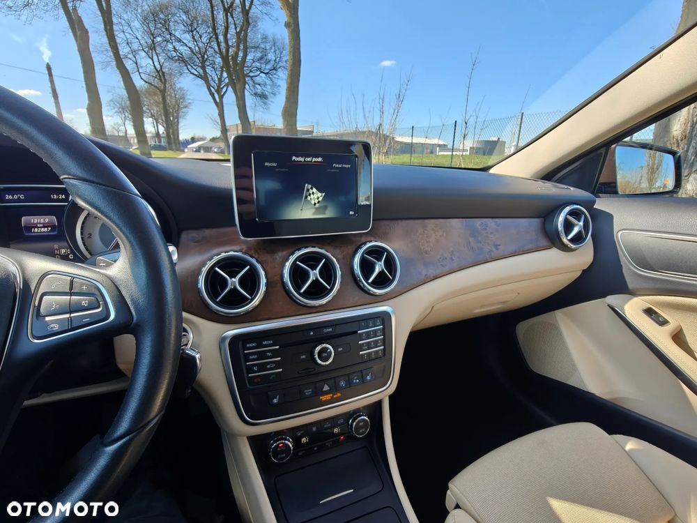 Mercedes-Benz GLA 200 (CDI) d 7G-DCT Style - 12