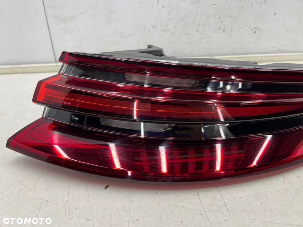 Lampa Porsche Panamera II 971 16-20r. PRAWA tylna w błotnik ORYGINALNA prawy tył Europa 971945092b - 5