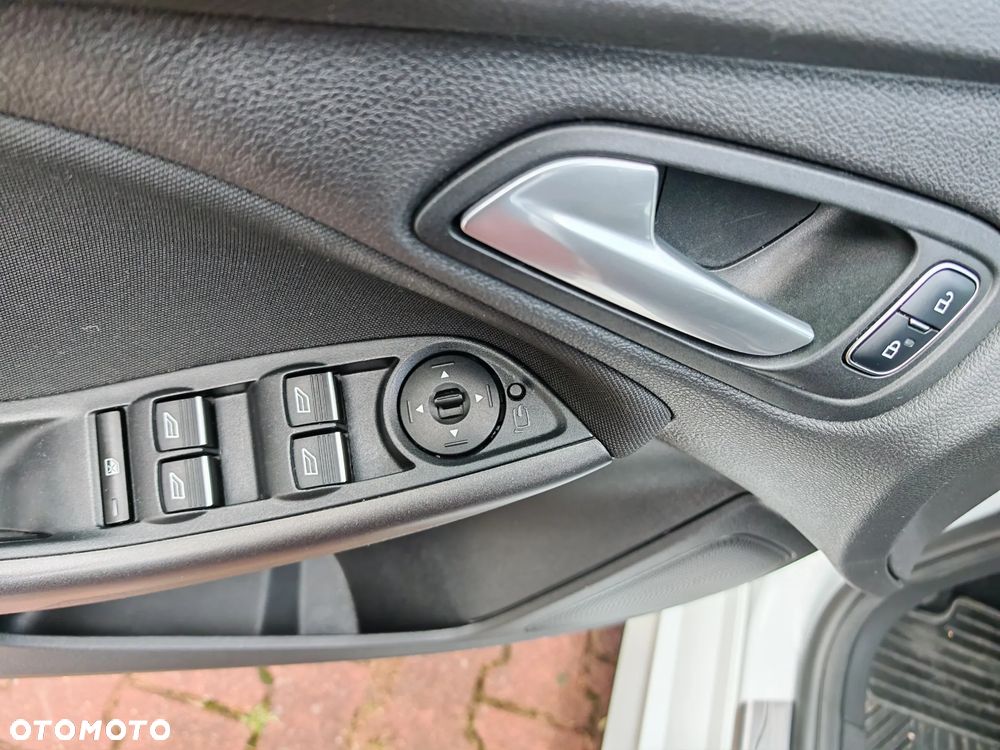 Ford Focus 1.5 EcoBoost ST-Line - 30