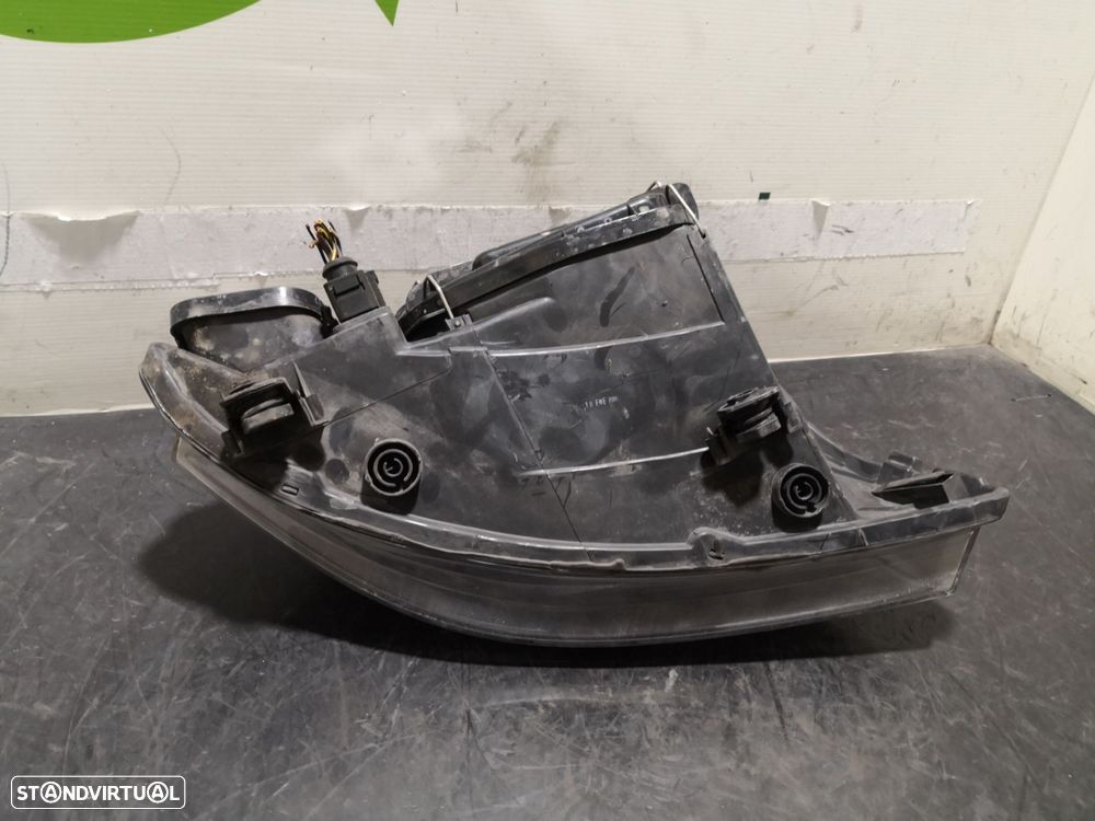 Ótica Esq Seat Cordoba (6L2) - 4