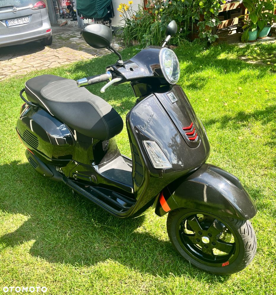Vespa GTS - 1