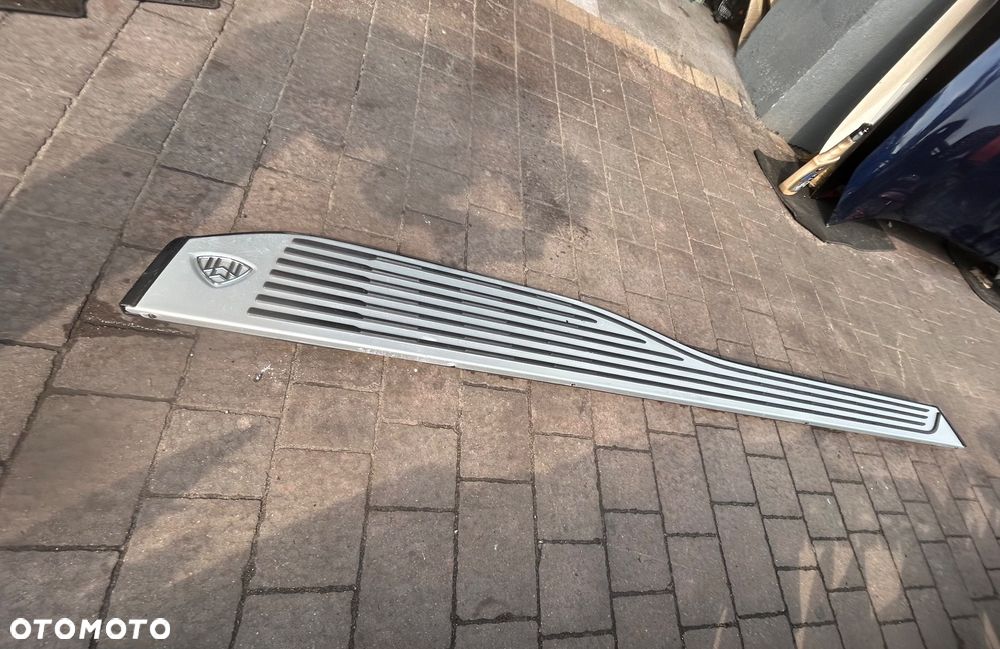 MERCEDES MAYBACH GLS 167 W167 PRÓG LEWY KMP ORG - 3