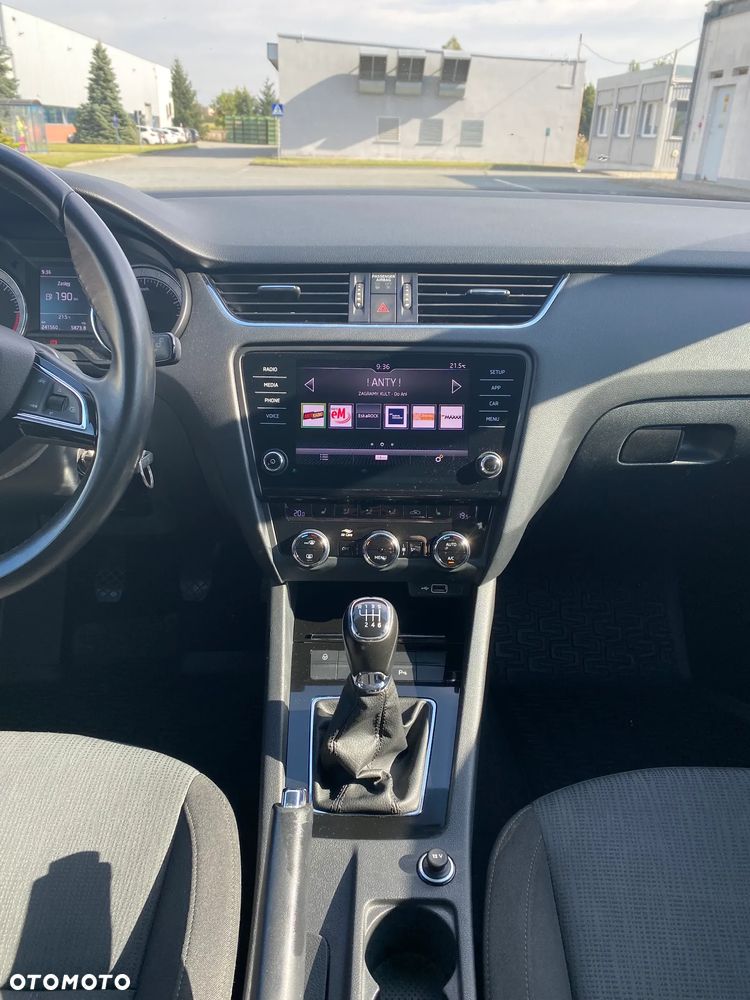 Skoda Octavia - 8