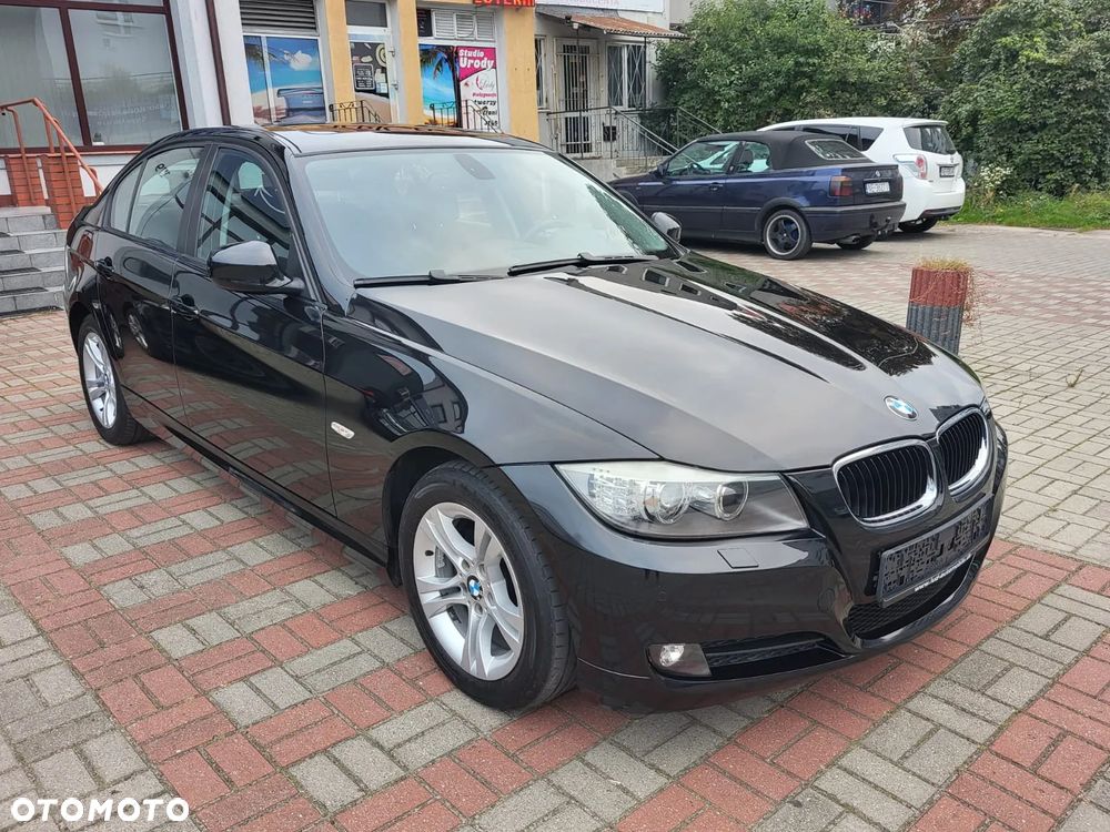 BMW Seria 3 318i Edition Sport - 5