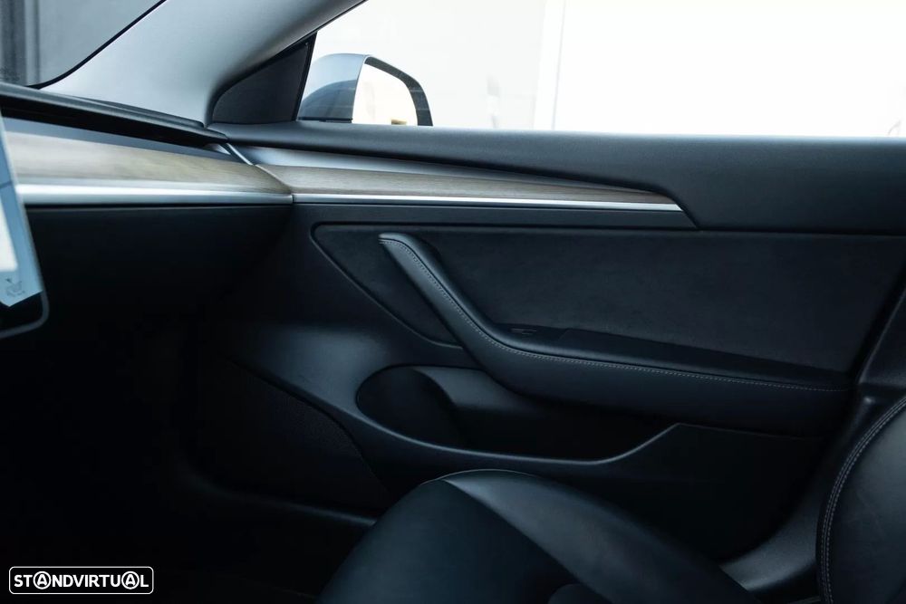 Tesla Model 3 Long Range Tração Traseira Premium - 18