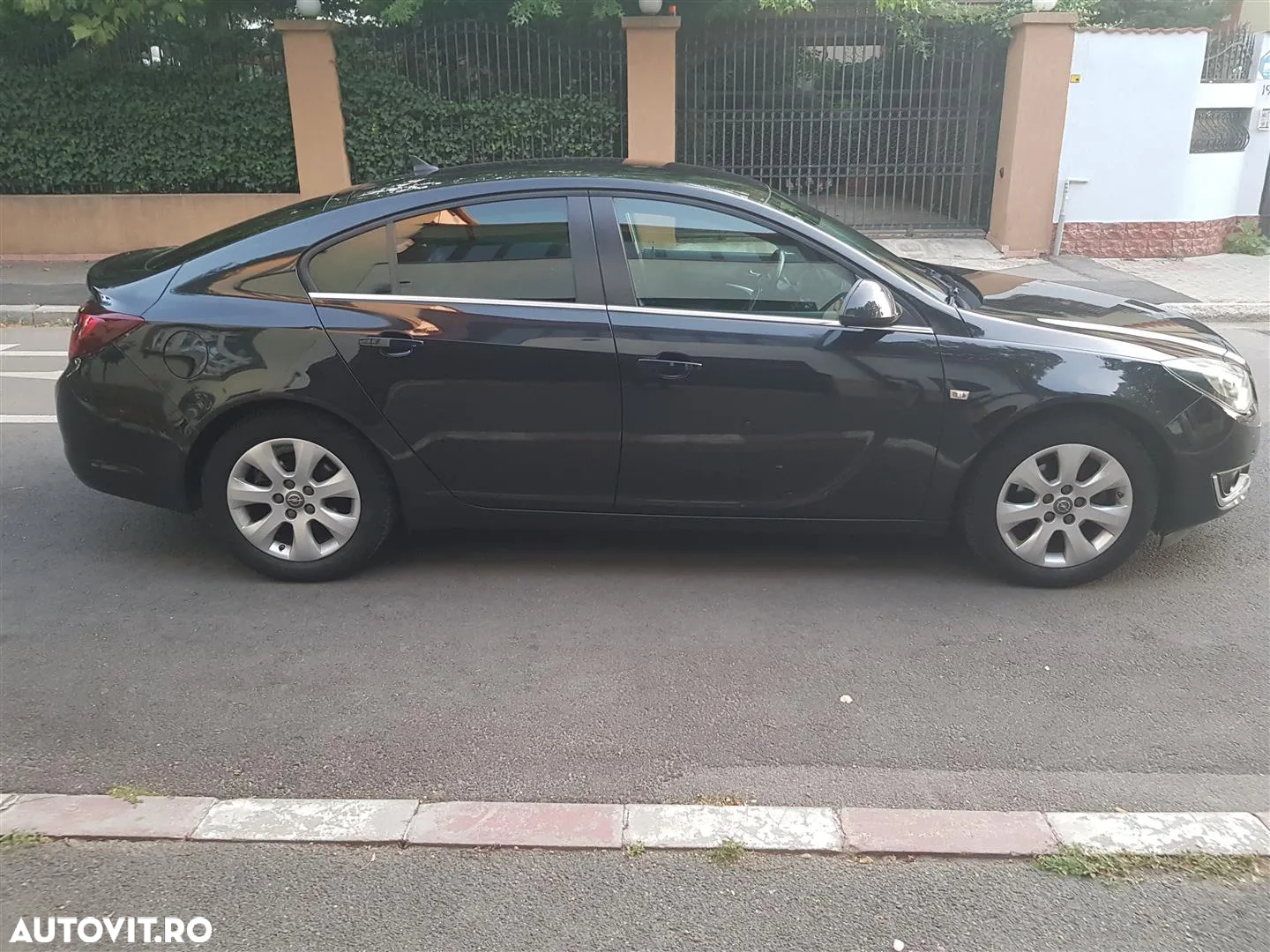 Opel Insignia - 2