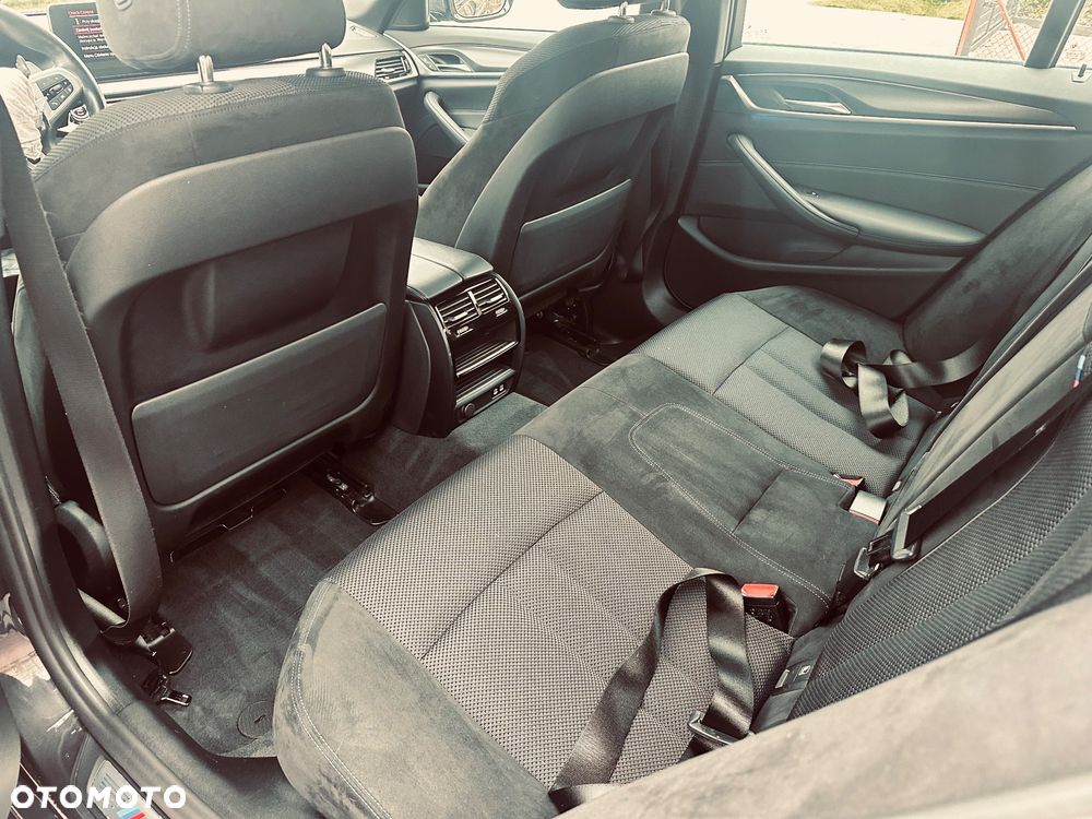 BMW Seria 5 520d xDrive mHEV M Sport sport - 17