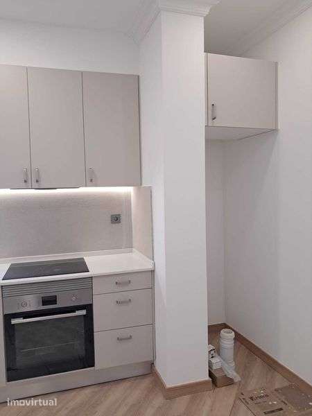 Apartamento T2 de Luxo na Amadora c/ Excelente Espaço Exterior - Grande imagem: 2/12
