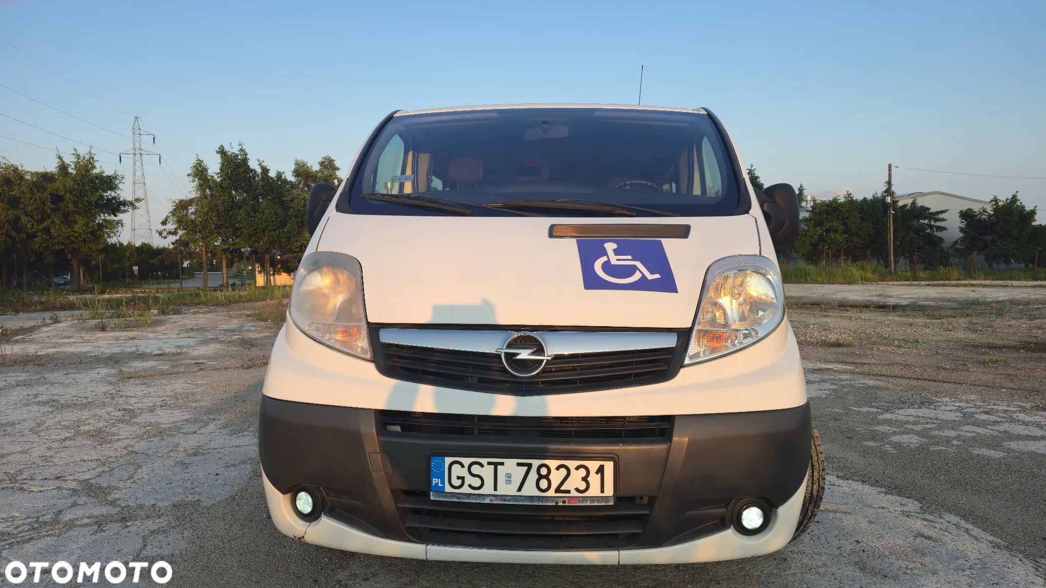 Opel Vivaro L2H1 2.9t - 2