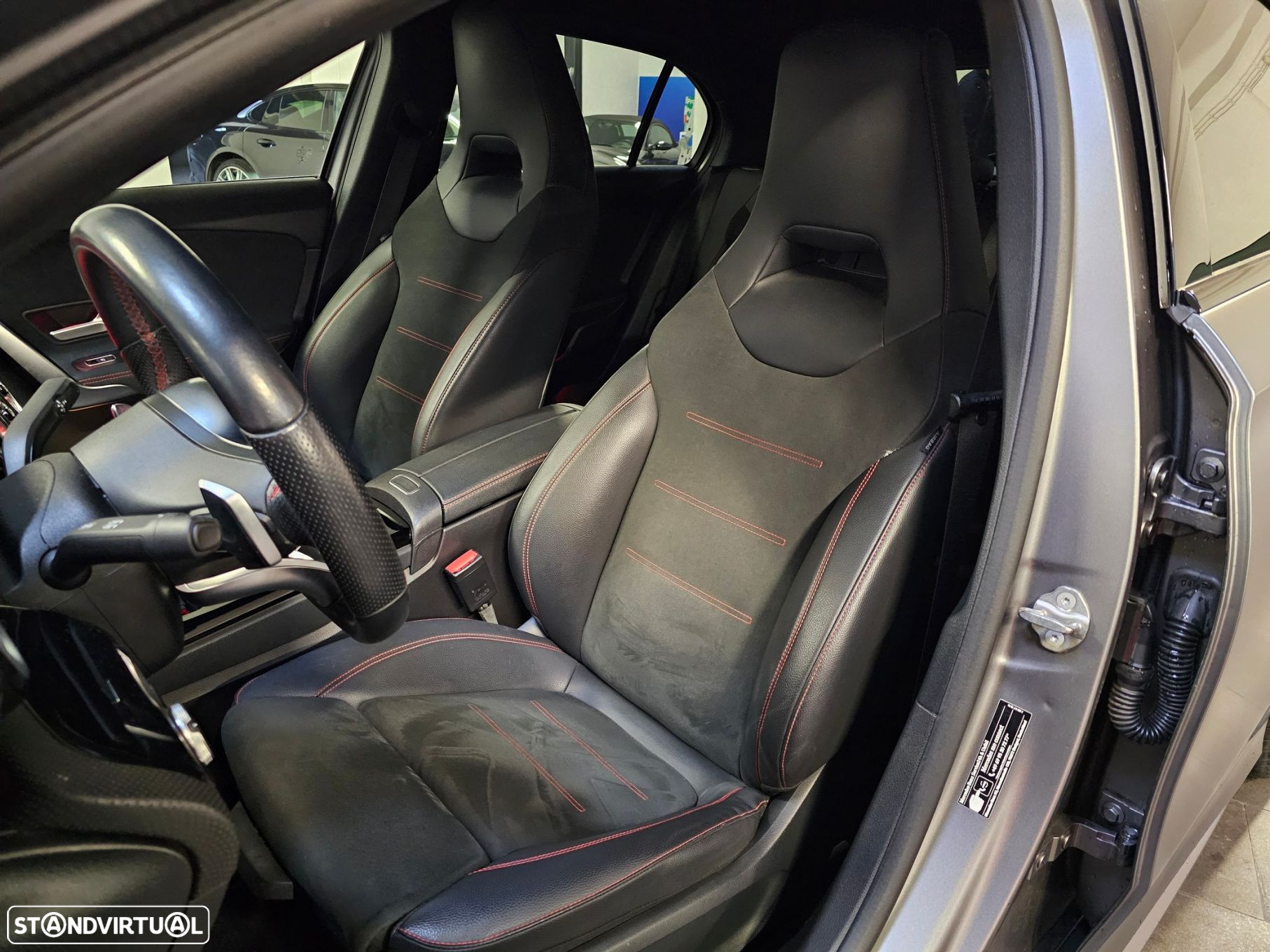 Mercedes-Benz A 250 e 8G-DCT AMG Line Advanced - 18