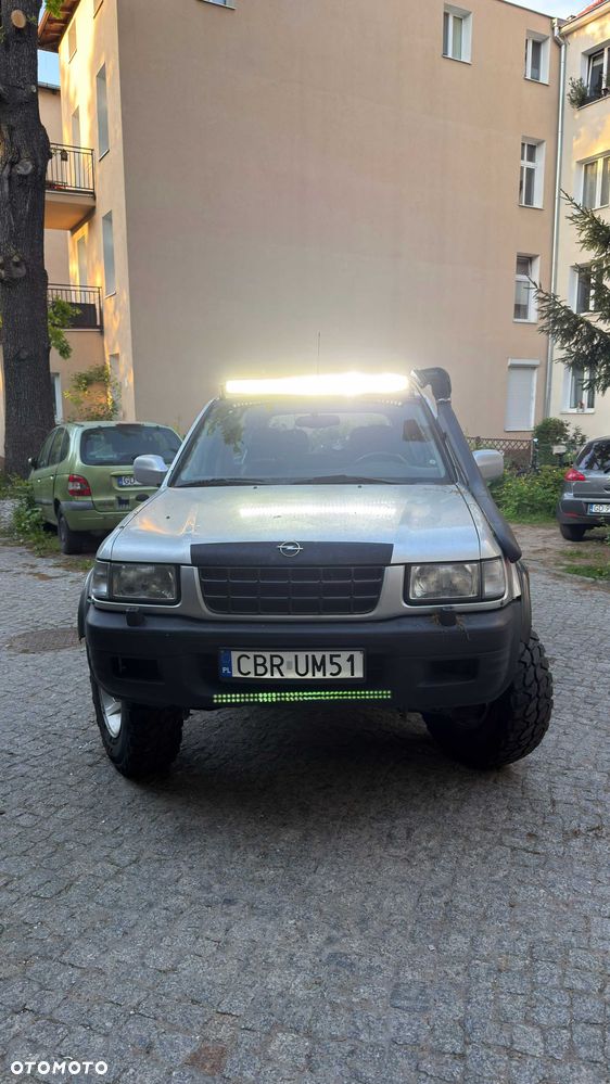 Opel Frontera - 1