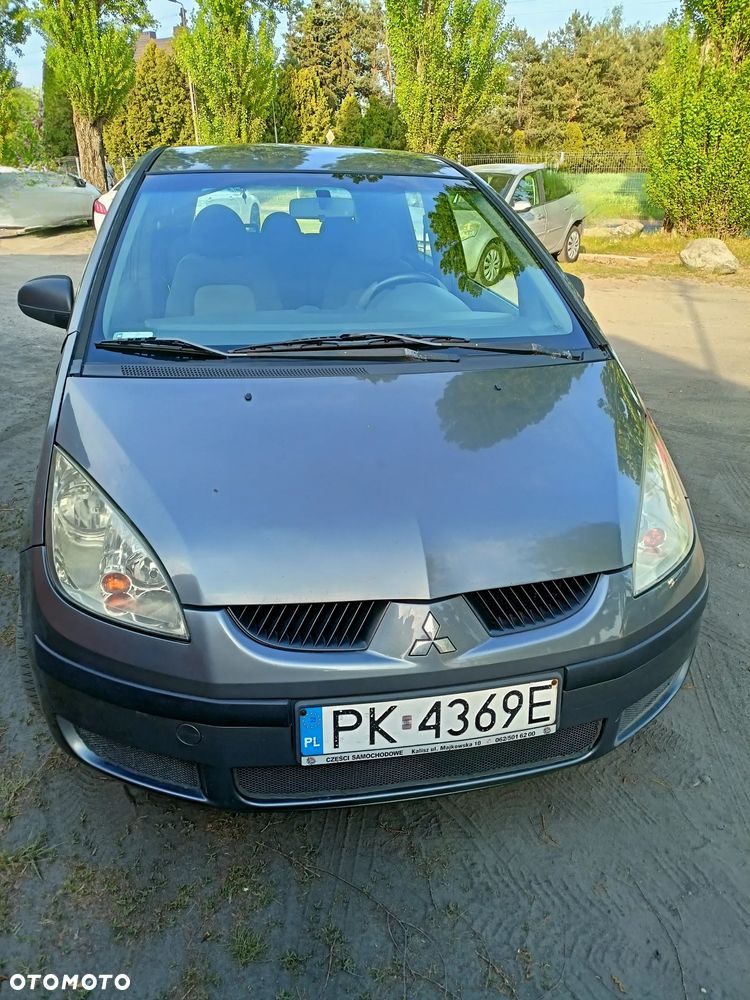 Mitsubishi Colt - 3