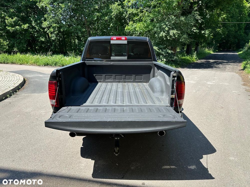 Dodge RAM 5.7 4x4 - 6