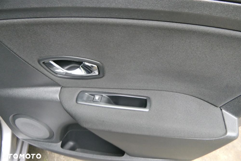 Renault Fluence 1.5 dCi Expression - 28