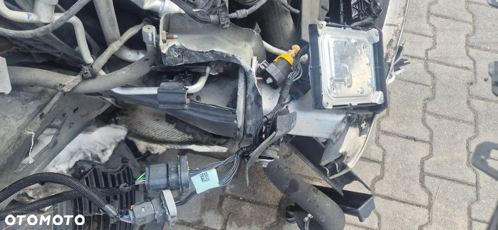 Peugeot 308 1.2 PureTech Allure Pack S&S EAT8 - 26
