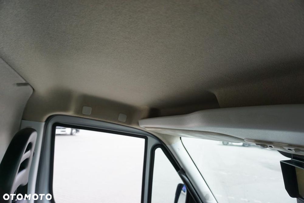 Iveco / DAILY / 70C18 / 3,0 - 180 KM / HI - MATIC / MAXI / 91 000 KM - 23