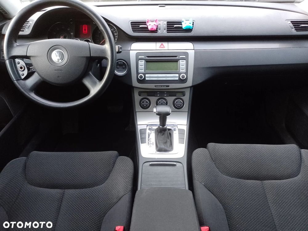 Volkswagen Passat 2.0 FSI Comfortline Tiptr - 16