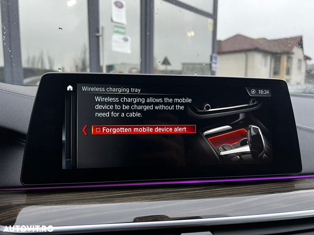 BMW Seria 5 520d xDrive AT - 36