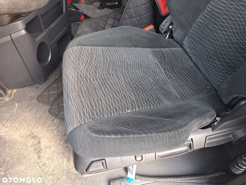 Versalift Actros 1845 - 11