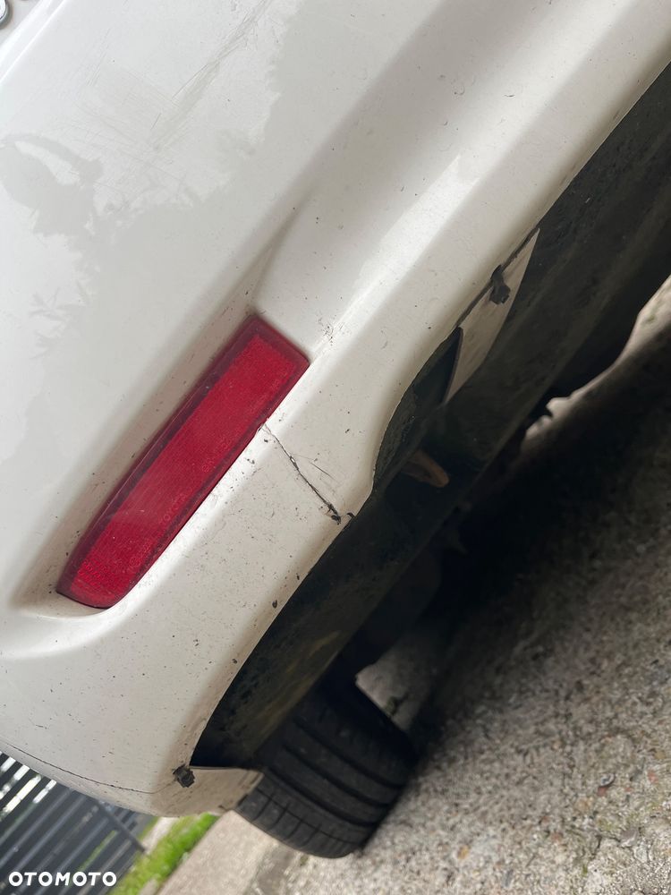 Toyota Avensis - 5