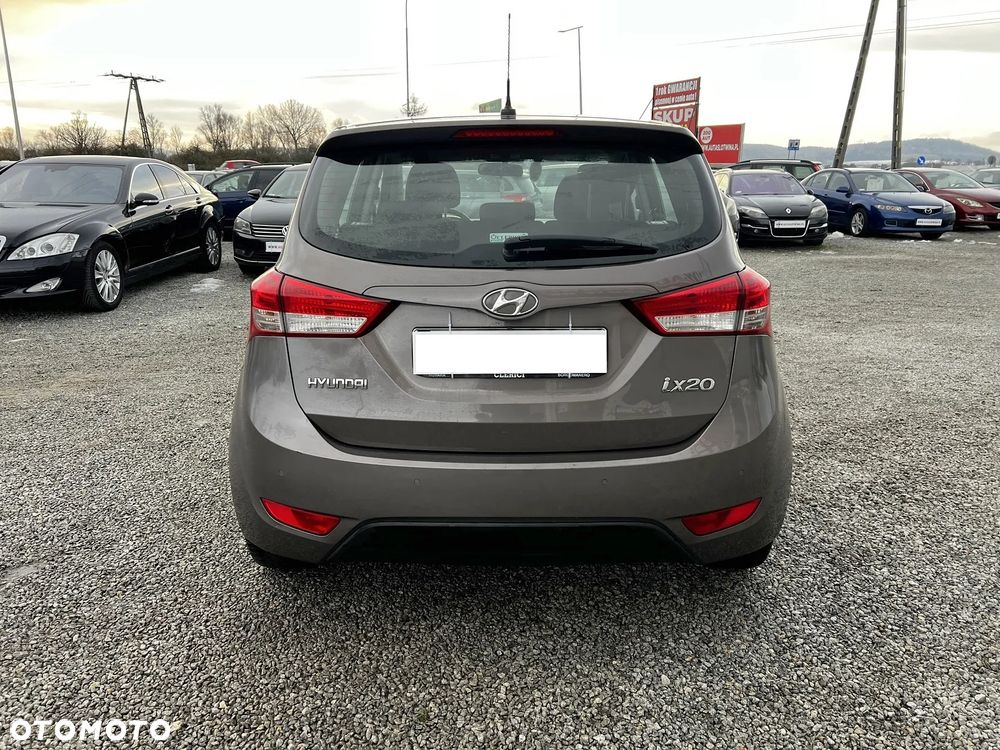Hyundai ix20 1.4 Classic - 4