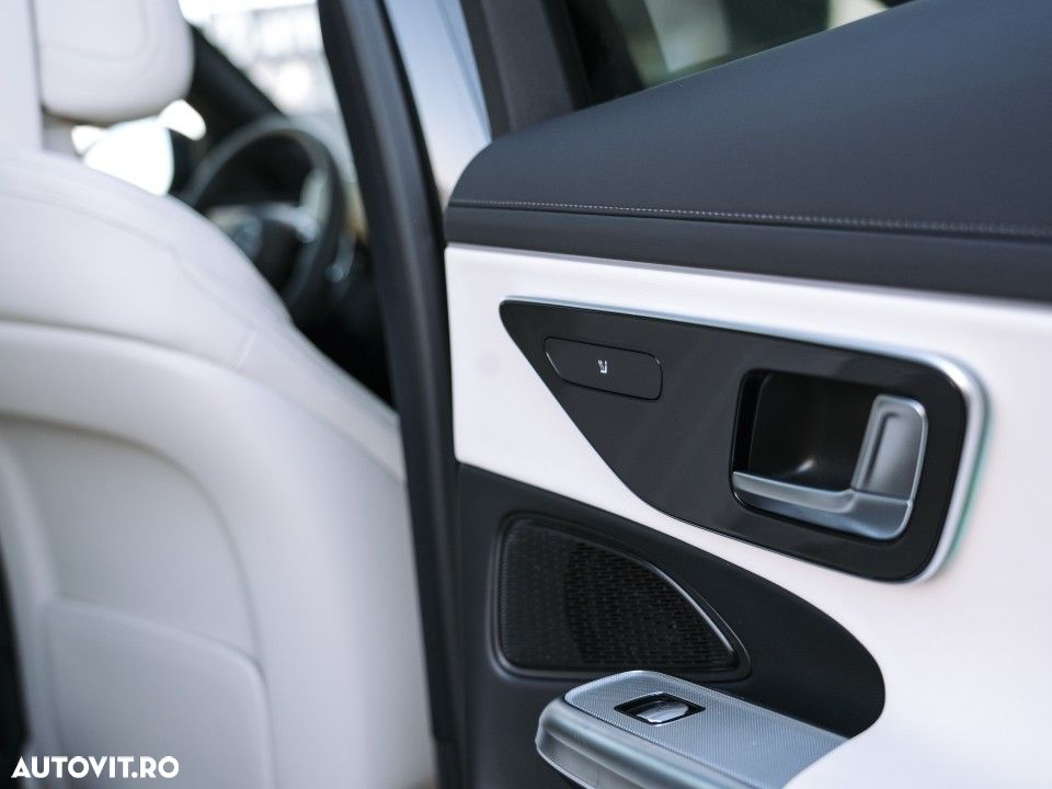 Mercedes-Benz E - 23