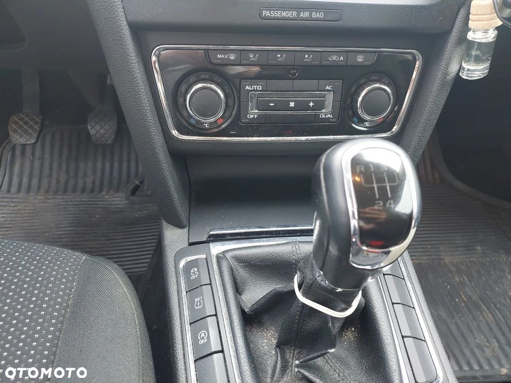 Skoda Superb 1.6 TDI Comfort - 10