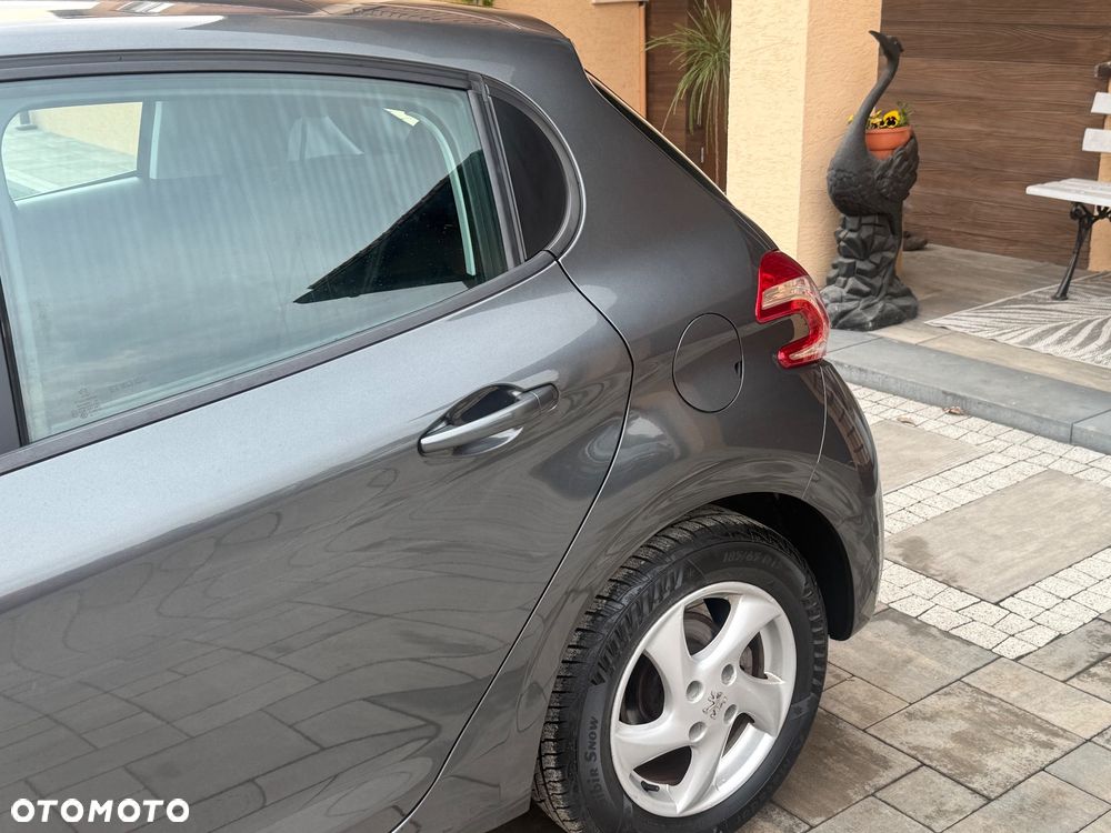 Peugeot 208 e-HDi FAP 92 Stop&Start Allure - 24