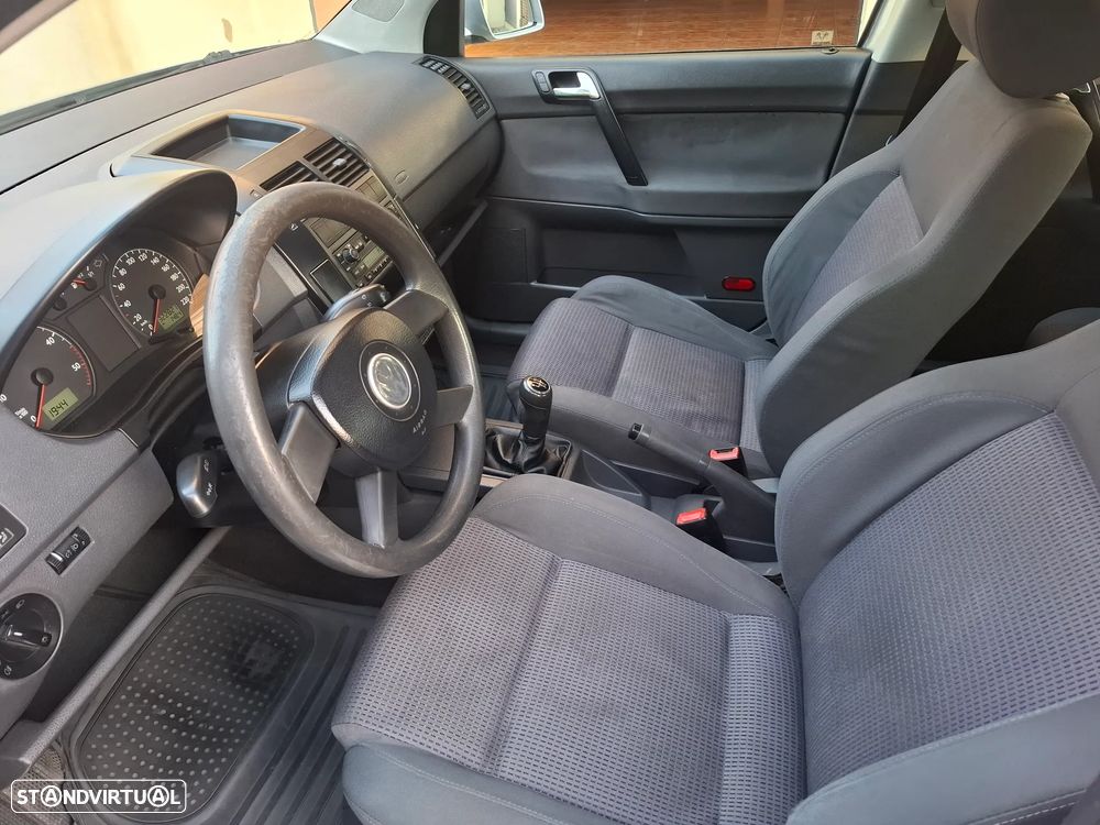 VW Polo 1.4 TDi Highline - 8