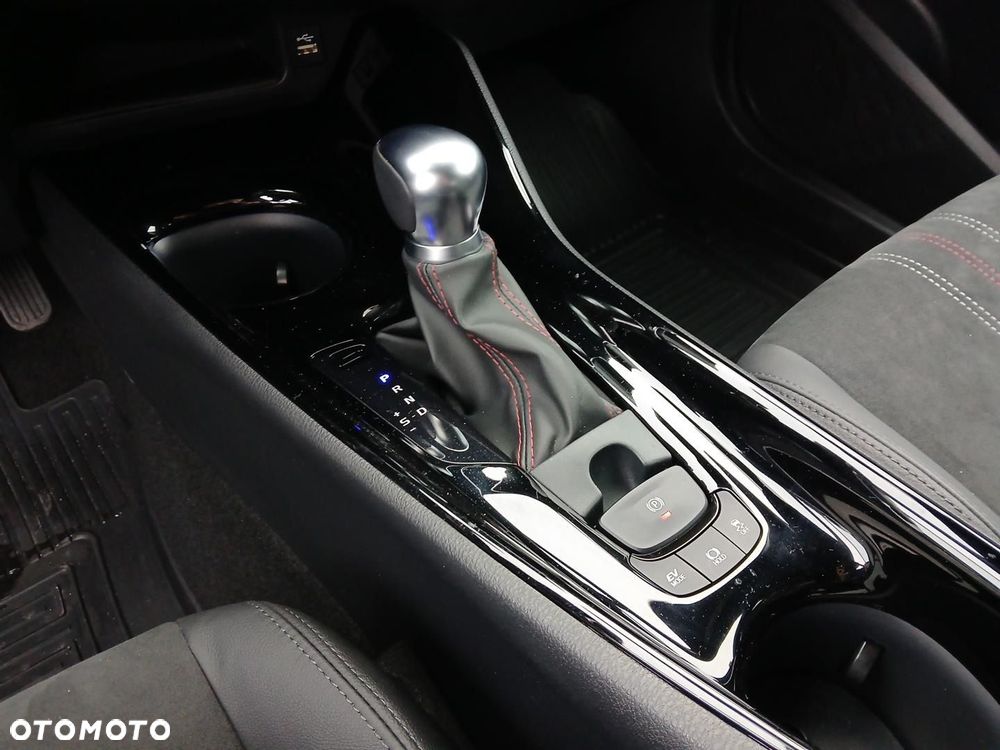 Toyota C-HR 2.0 Hybrid GR Sport - 33