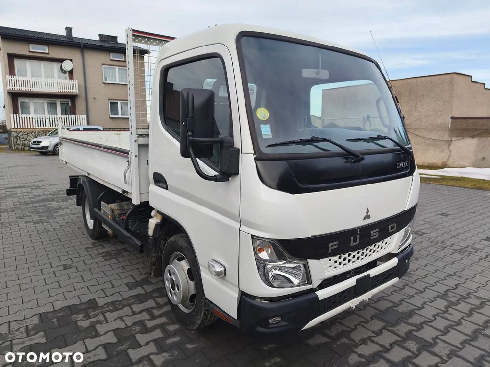Mitsubishi Fuso Canter - 16