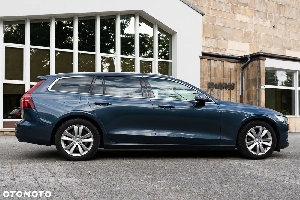 Volvo V60 D3 Momentum Pro - 2