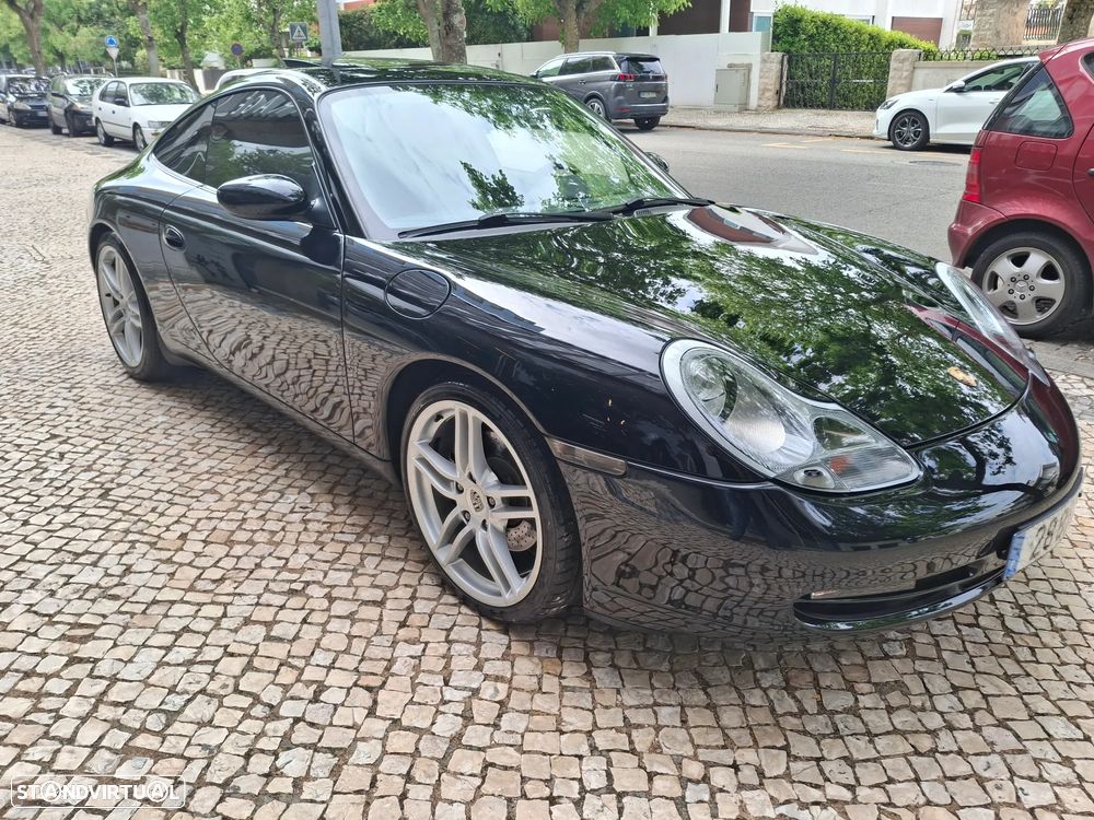 Porsche 911 (996) Carrera Coupé - 3