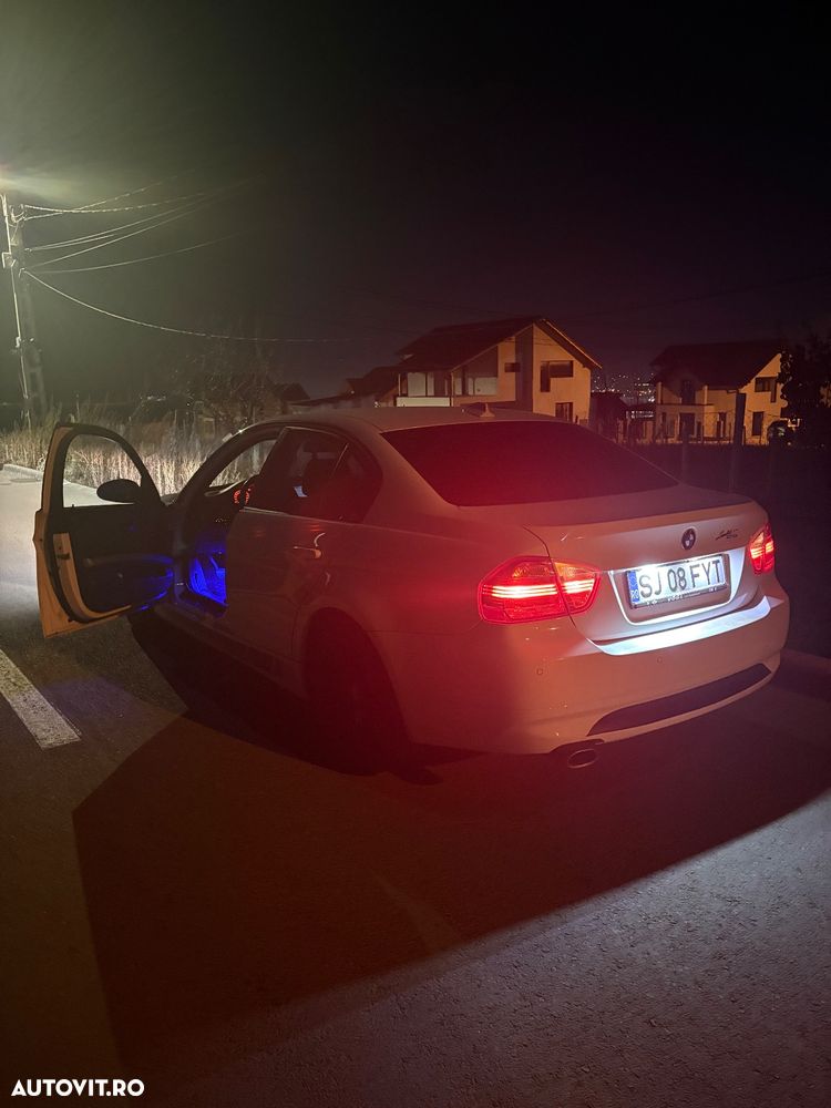 BMW Seria 3 318d - 20