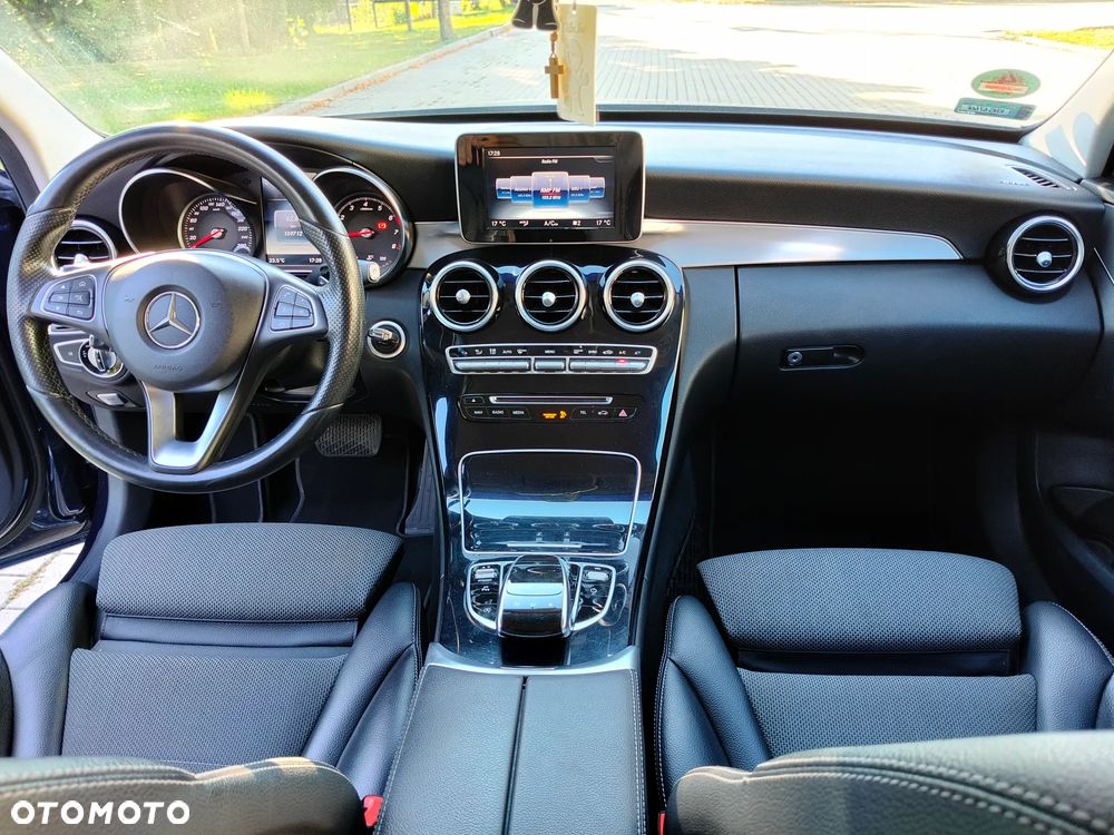 Mercedes-Benz Klasa C 180 7G-TRONIC Exclusive - 20