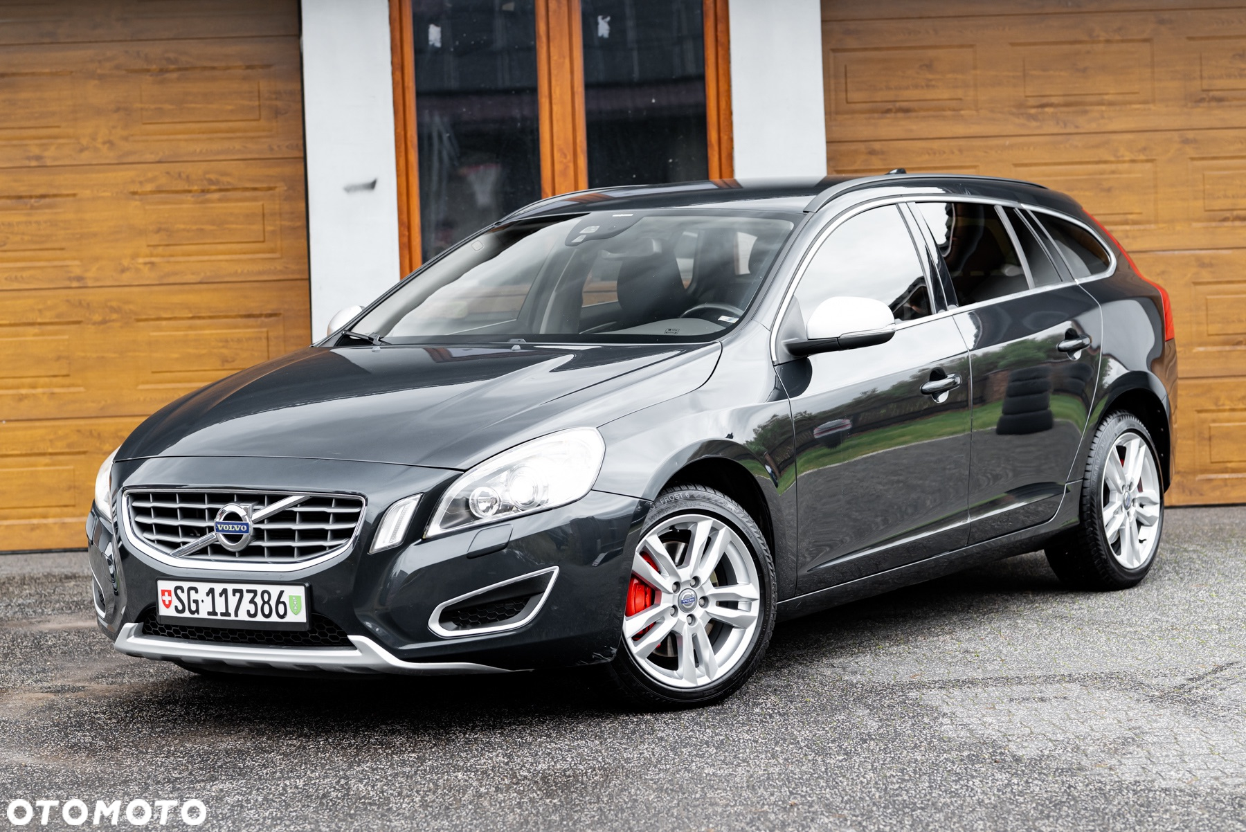 Volvo V60 D5 AWD - 13