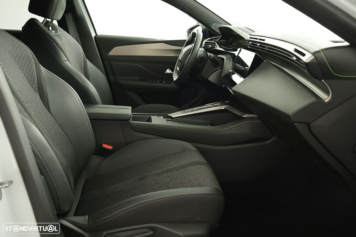 Peugeot 308 SW 1.2 PureTech GT EAT8 - 21