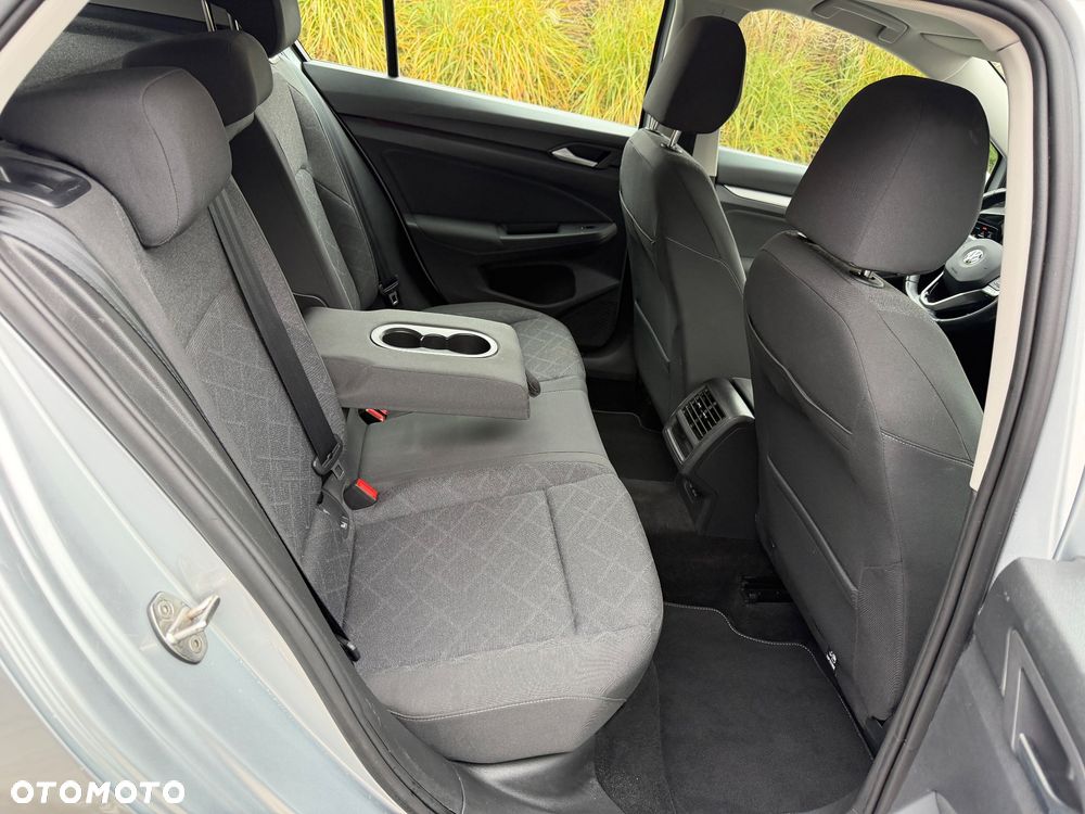 Volkswagen Golf 2.0 TDI Life - 25