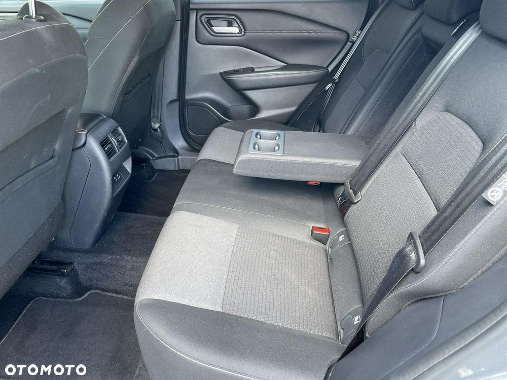 Nissan Qashqai - 16