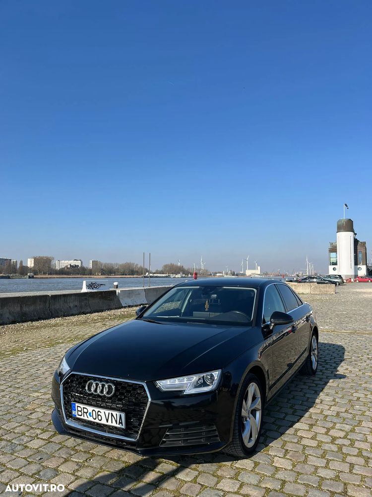Audi A4 2.0 TDI S tronic - 1