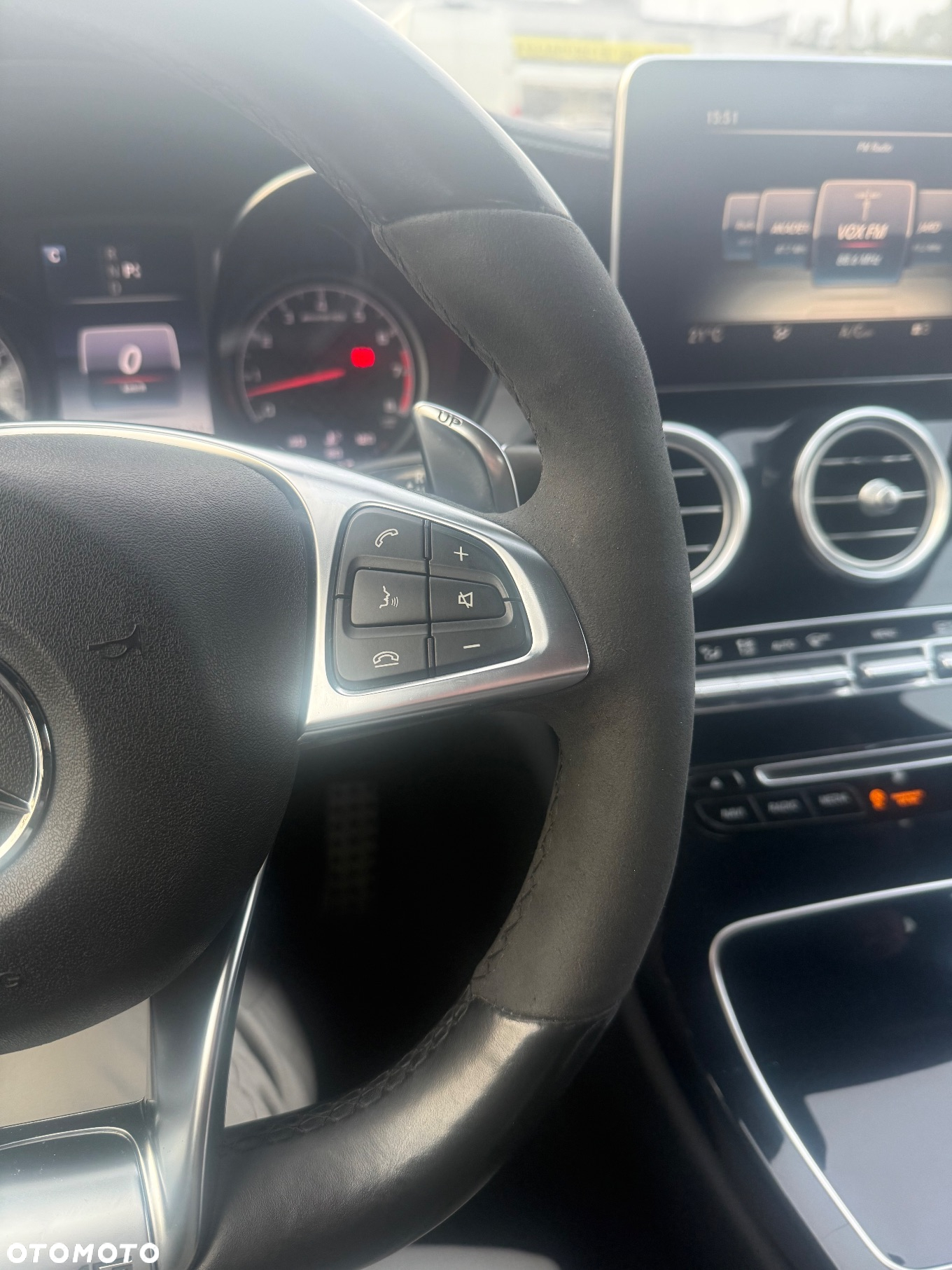 Mercedes-Benz Klasa C AMG 43 4Matic 9G-TRONIC - 32