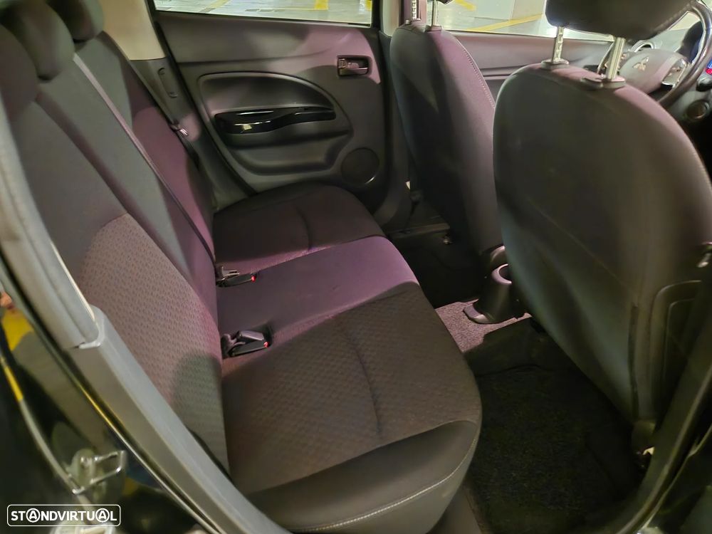 Mitsubishi Space Star 1.2 Intense - 31