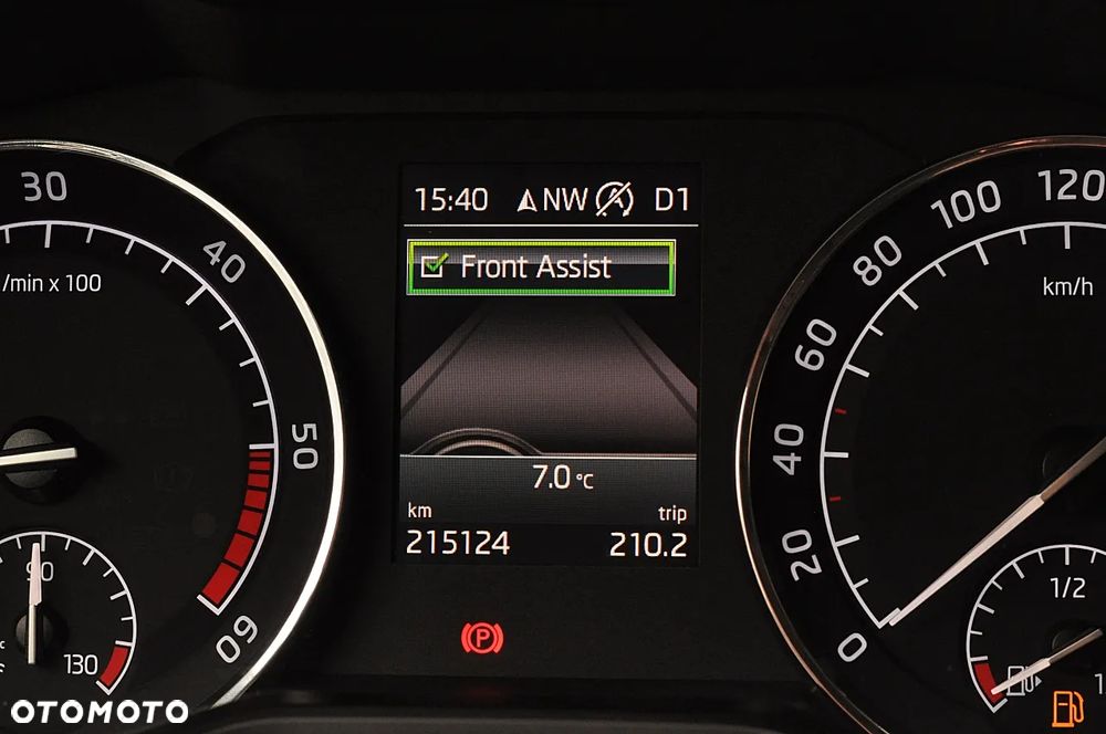 Skoda Superb 1.6 TDI DSG Style - 21