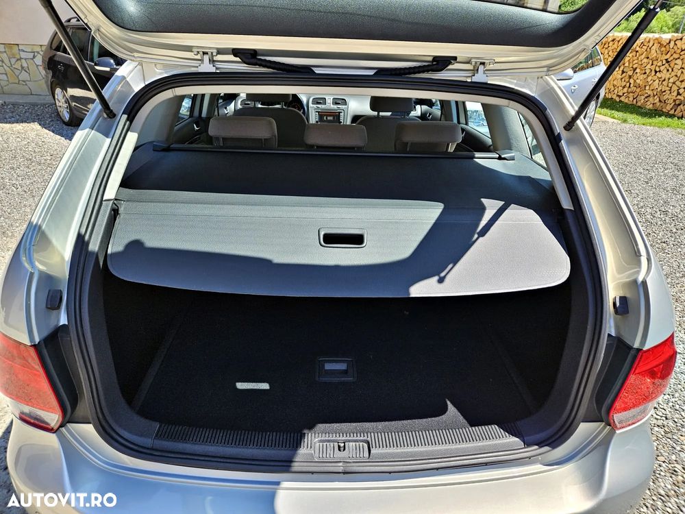 Volkswagen Golf 2.0 TDI DPF Highline - 18