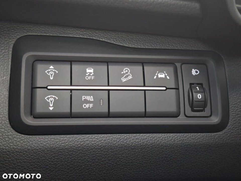 SsangYong/KGM Tivoli - 21